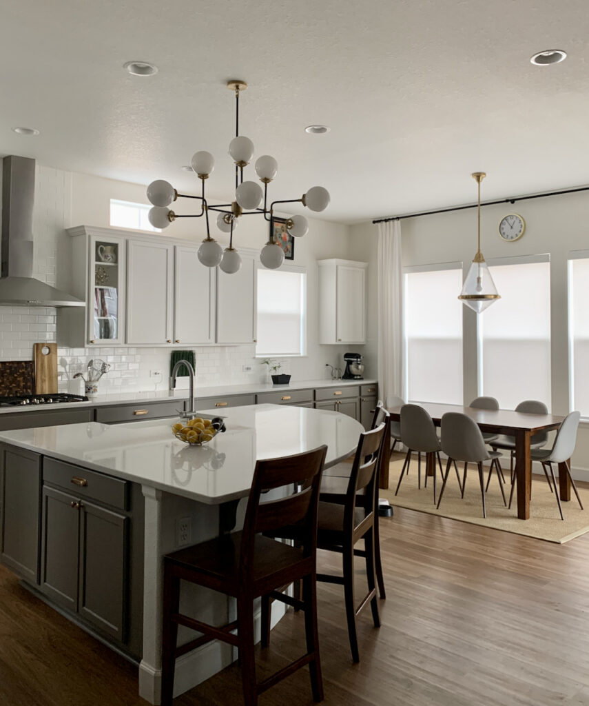 Kitchen with BM Simply White Walls